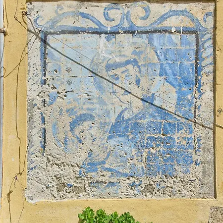 Renewed Alfama Gem With Ac, By Timecooler Апартаменти