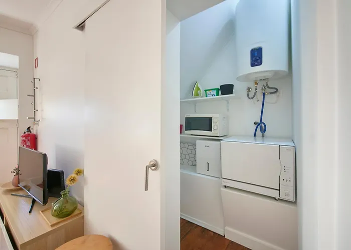 شقة Renewed Alfama Gem With Ac, By Timecooler Lisboa